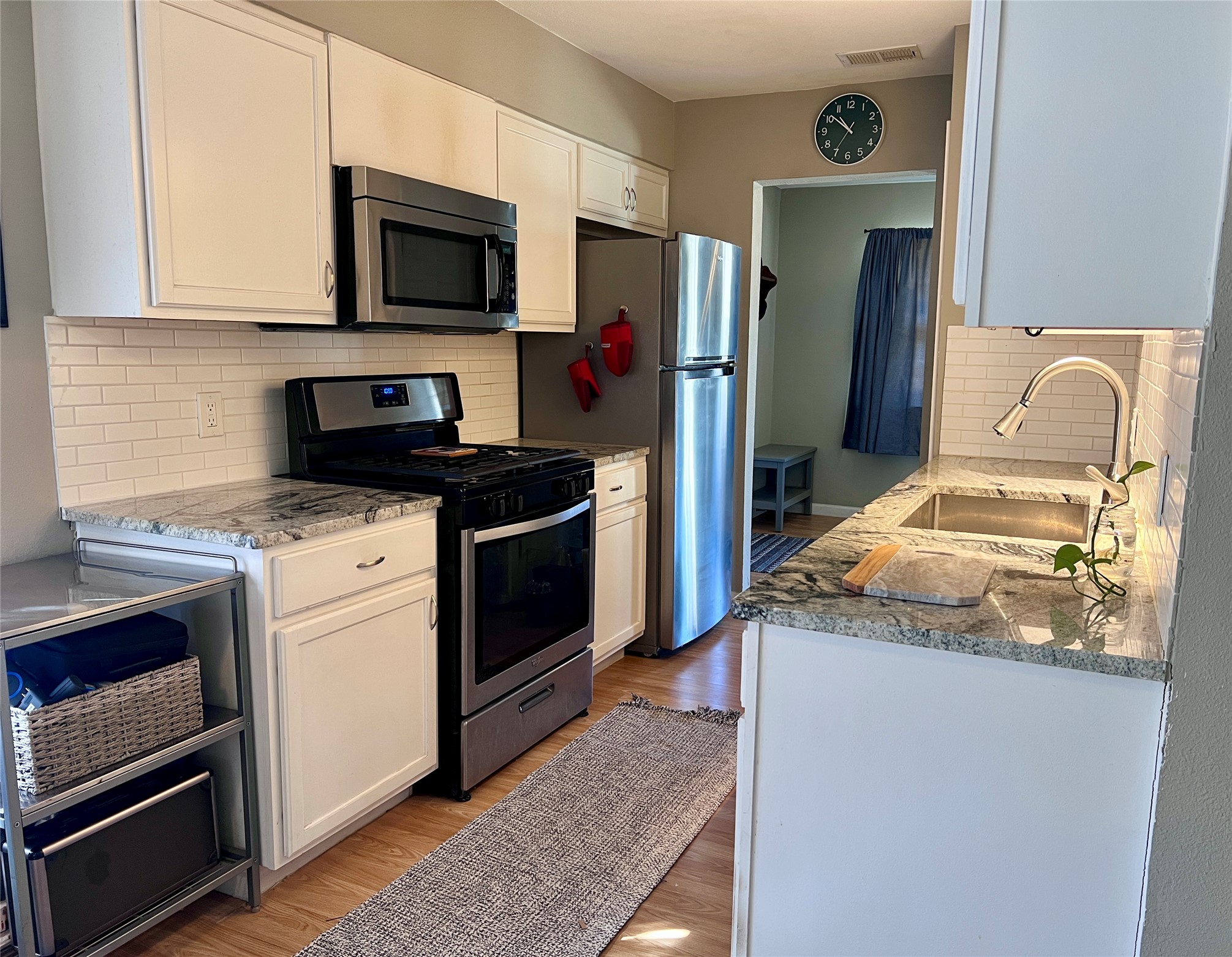 5710 Signal Point Austin, TX 78724 - Photo 5 of 16