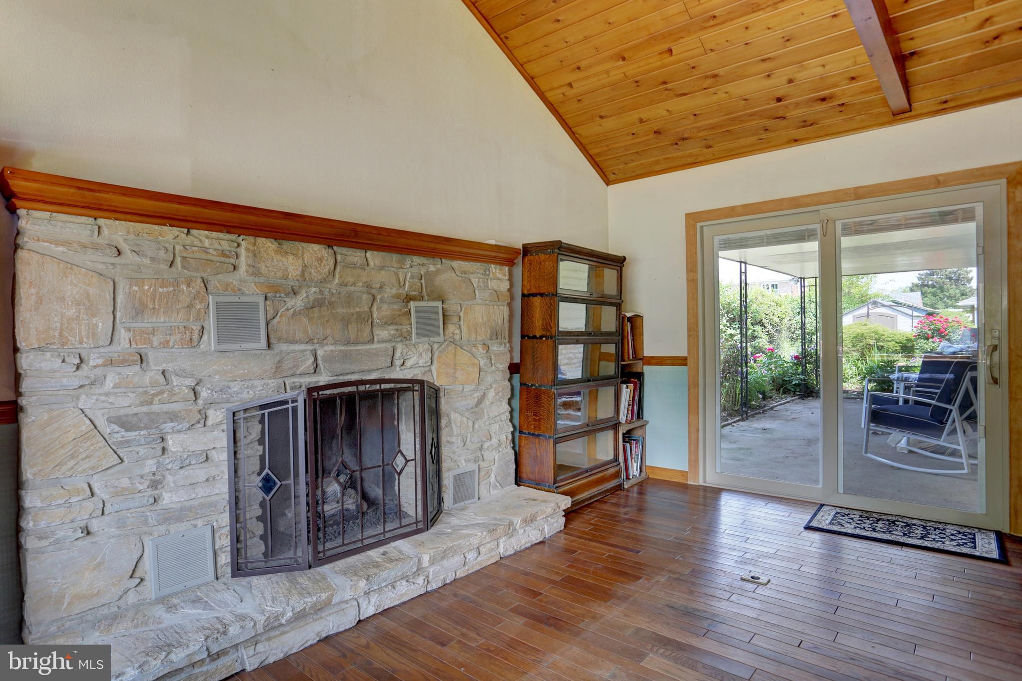 436 Berryhill Road Harrisburg, PA 17109 - Photo 7 of 21 Gallery Image 7
