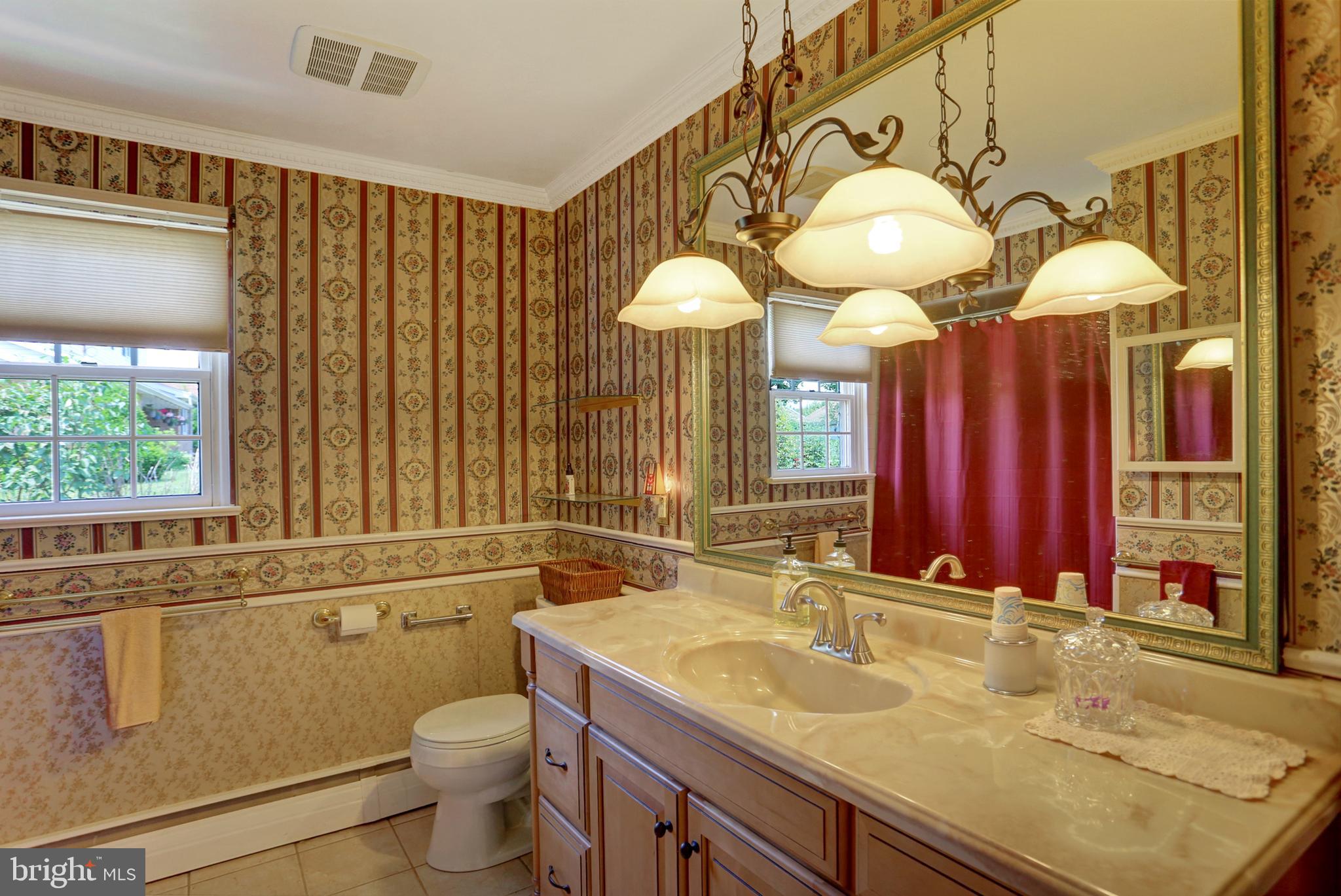 436 Berryhill Road Harrisburg, PA 17109 - Photo 8 of 21 Gallery Image 8