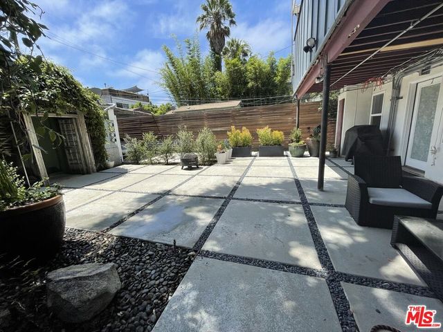 $2,995,000 | 560 Westminster Avenue, Venice, CA 90291