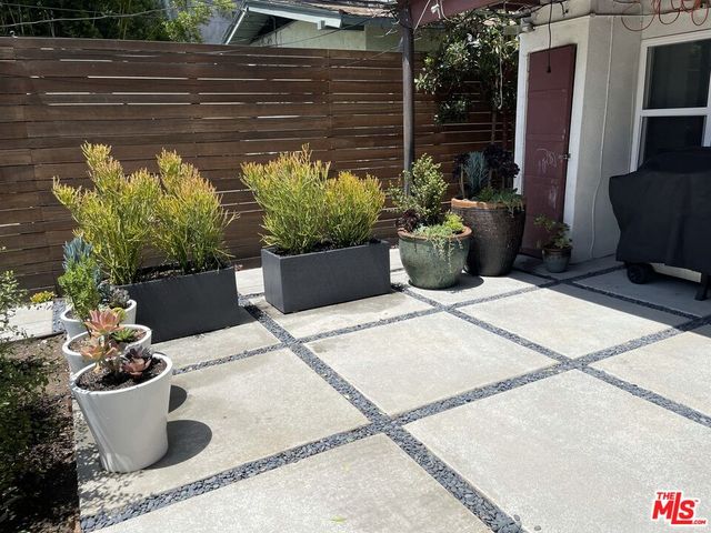 $2,995,000 | 560 Westminster Avenue, Venice, CA 90291