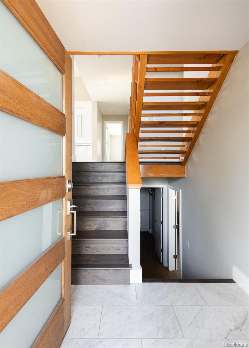 693 Aspen Road Golden, CO 80401 - Photo 6 of 40 Gallery Image 6