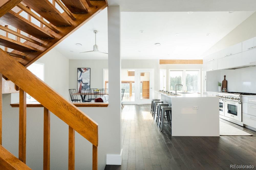 693 Aspen Road Golden, CO 80401 - Photo 9 of 40 Gallery Image 9