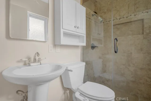 $4,450 | 10151 Babbitt Avenue, Northridge, CA 91325