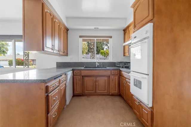 $4,450 | 10151 Babbitt Avenue, Northridge, CA 91325