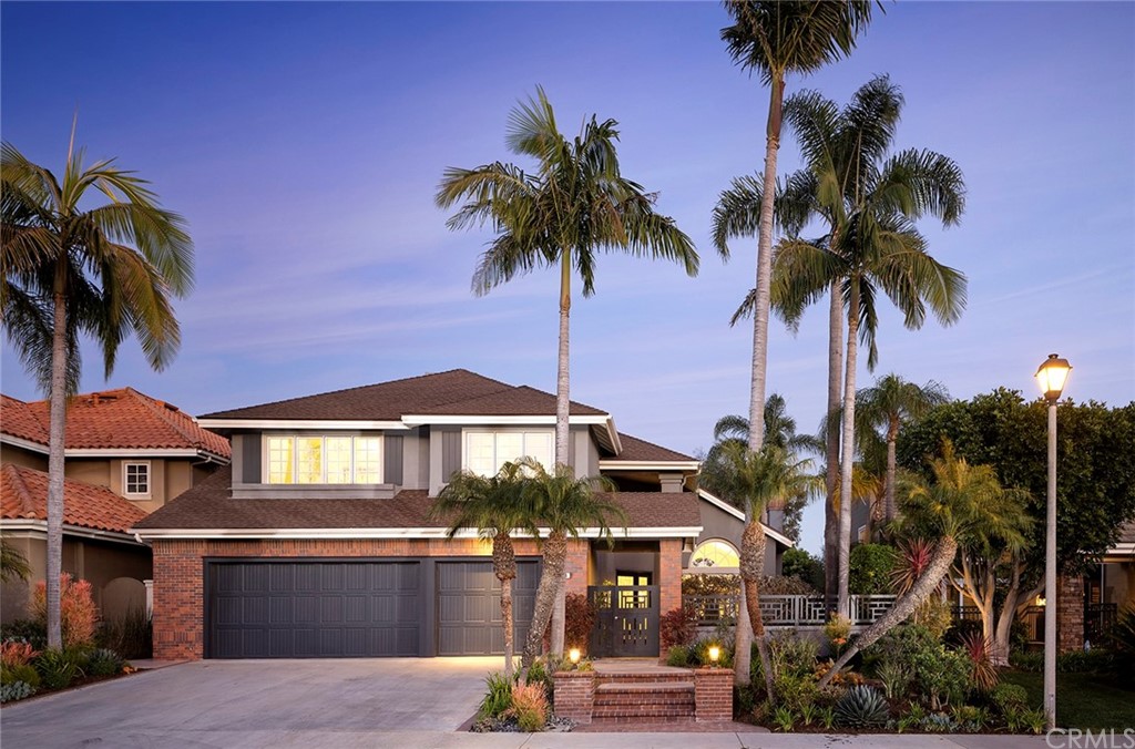 34 New Haven Laguna Niguel, CA 92677 - Photo 1 of 35 a front view of a house with a garden