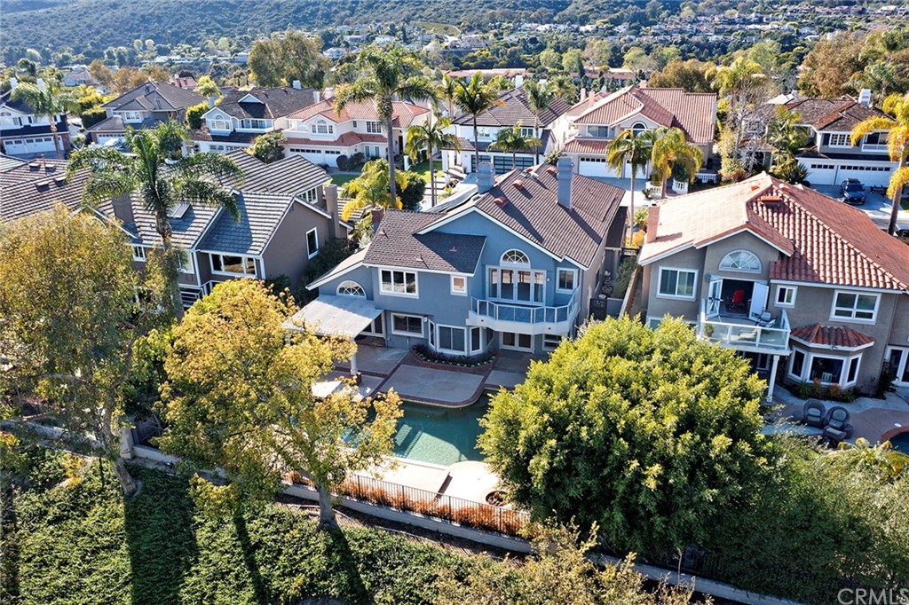 34 New Haven Laguna Niguel, CA 92677 - Photo 34 of 35 an aerial view of multiple houses with yard