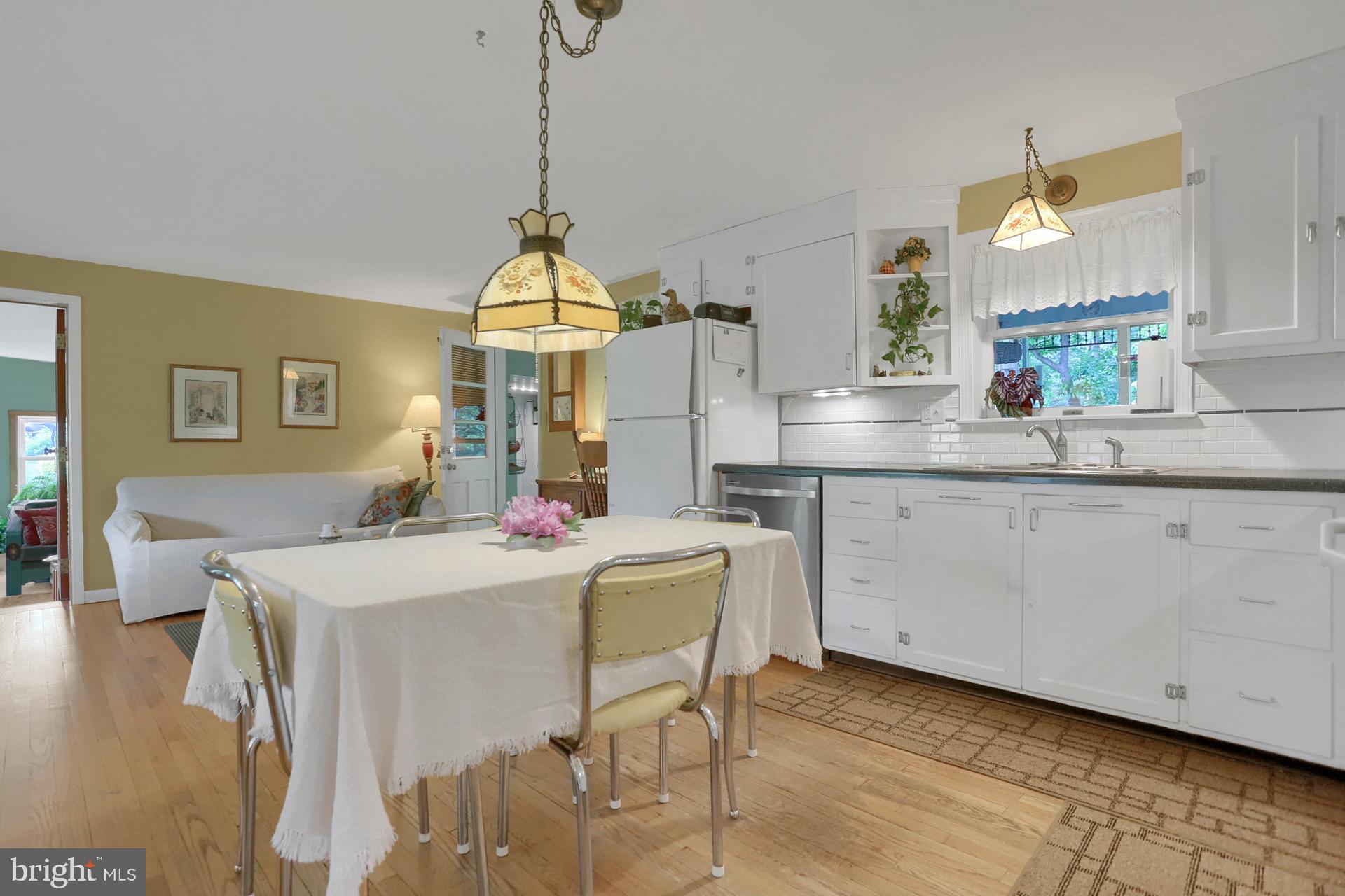 731 Vinemont Road Reinholds, PA 17569 - Photo 20 of 60 Kitchen