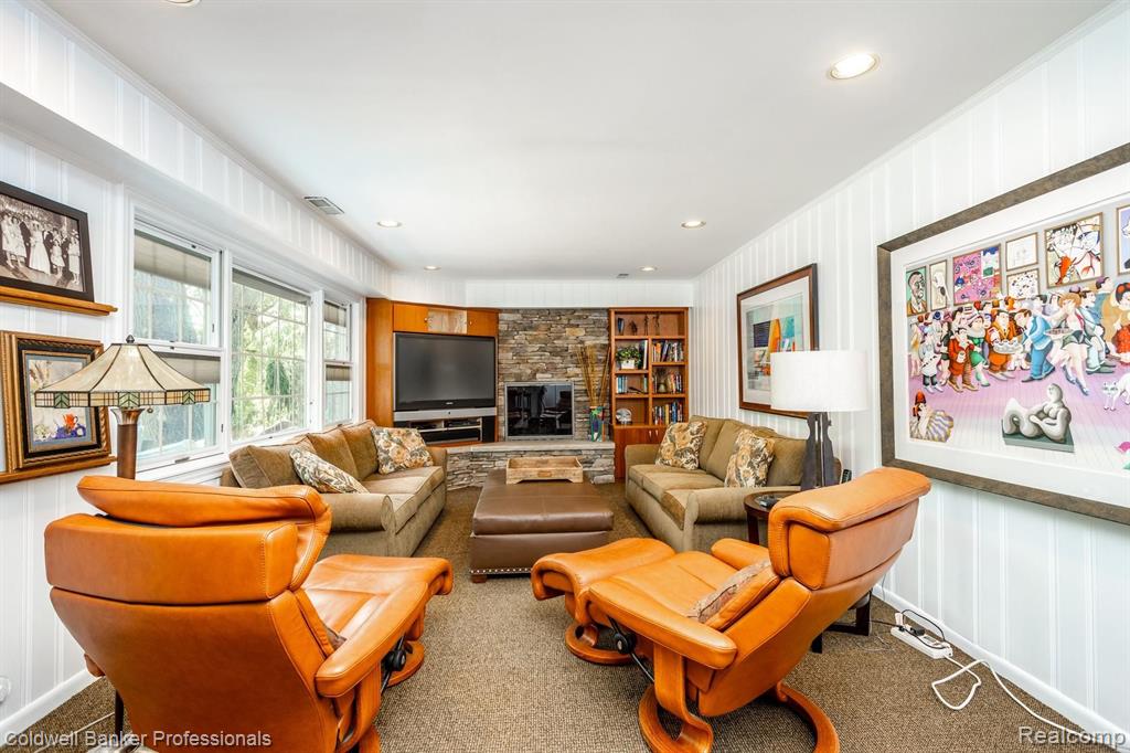 2623 Worcester Road West Bloomfield, MI 48323 - Photo 63 of 68