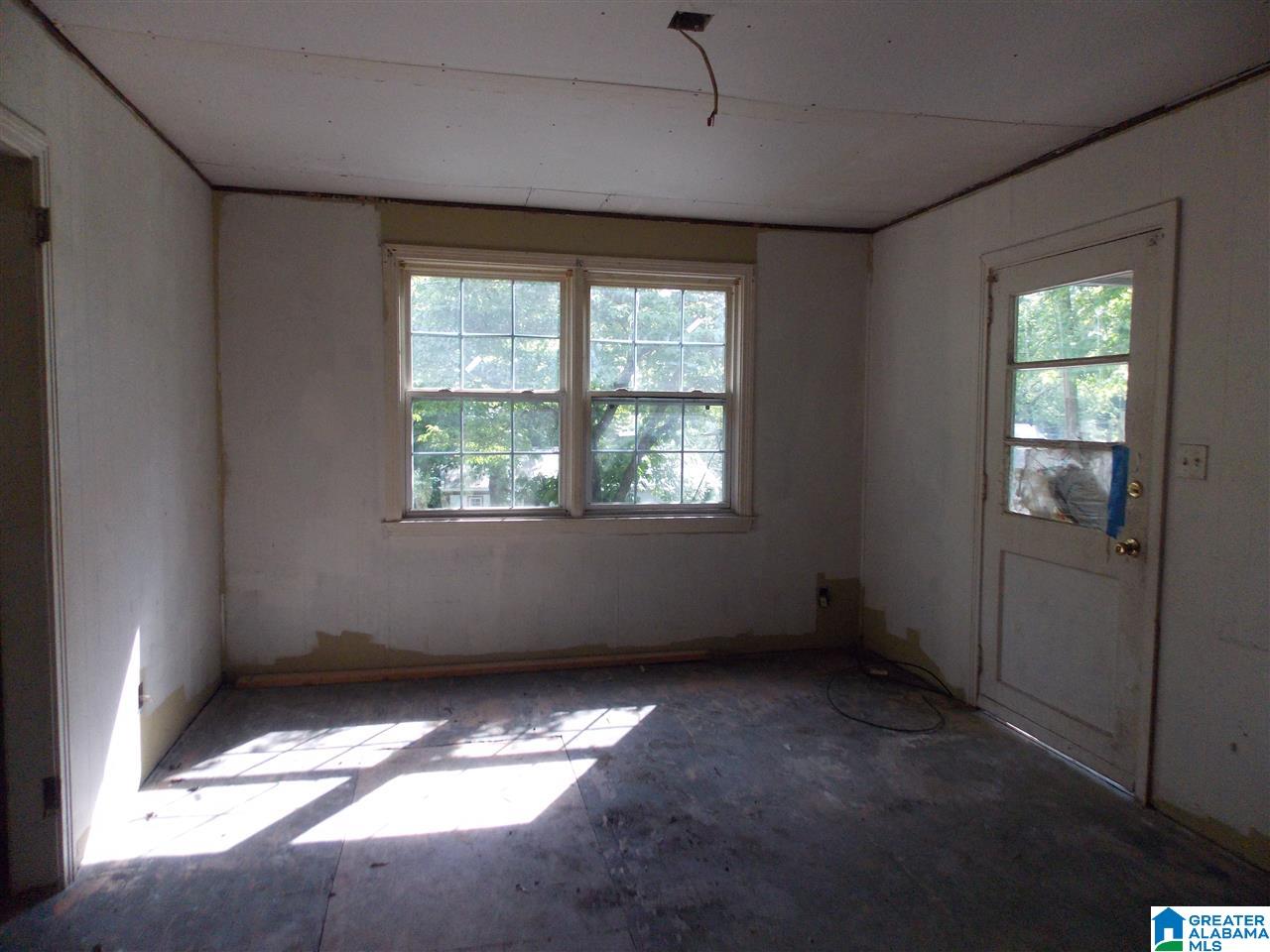 4629 Saks Road Anniston, AL 36206 - Photo 6 of 18