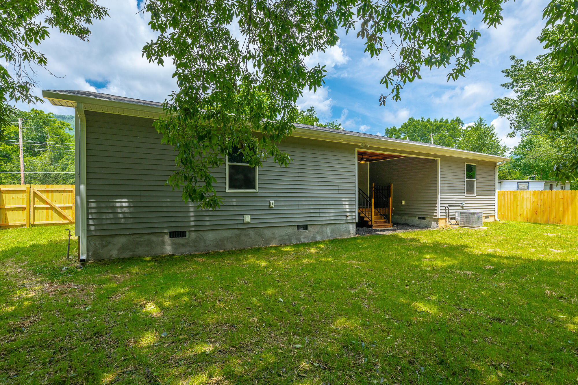 8430 Springfield Road Soddy Daisy, TN 37379 - Photo 41 of 53 8340 Springfield Road HD-37