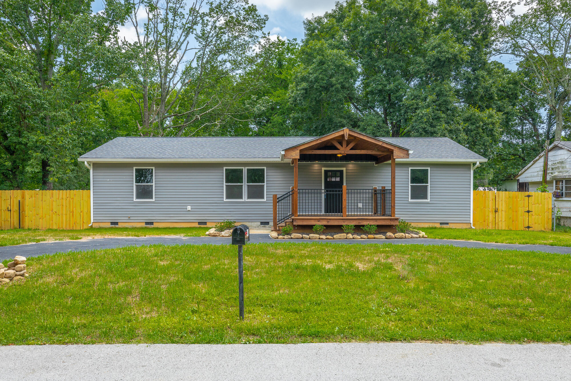 8430 Springfield Road Soddy Daisy, TN 37379 - Photo 42 of 53 8340 Springfield Road HD-39
