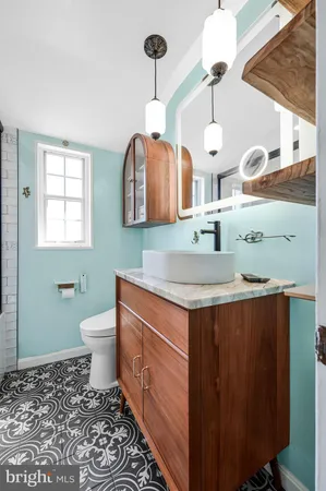 $2,995 | 3719 Ingalls Avenue, Alexandria, VA 22302