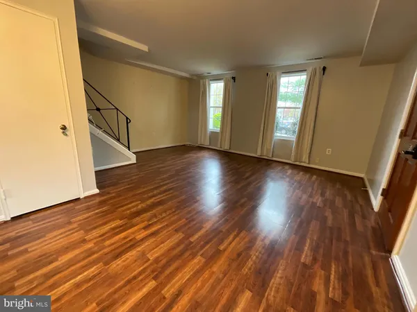 $2,995 | 3719 Ingalls Avenue, Alexandria, VA 22302