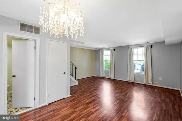 $2,995 | 3719 Ingalls Avenue, Alexandria, VA 22302