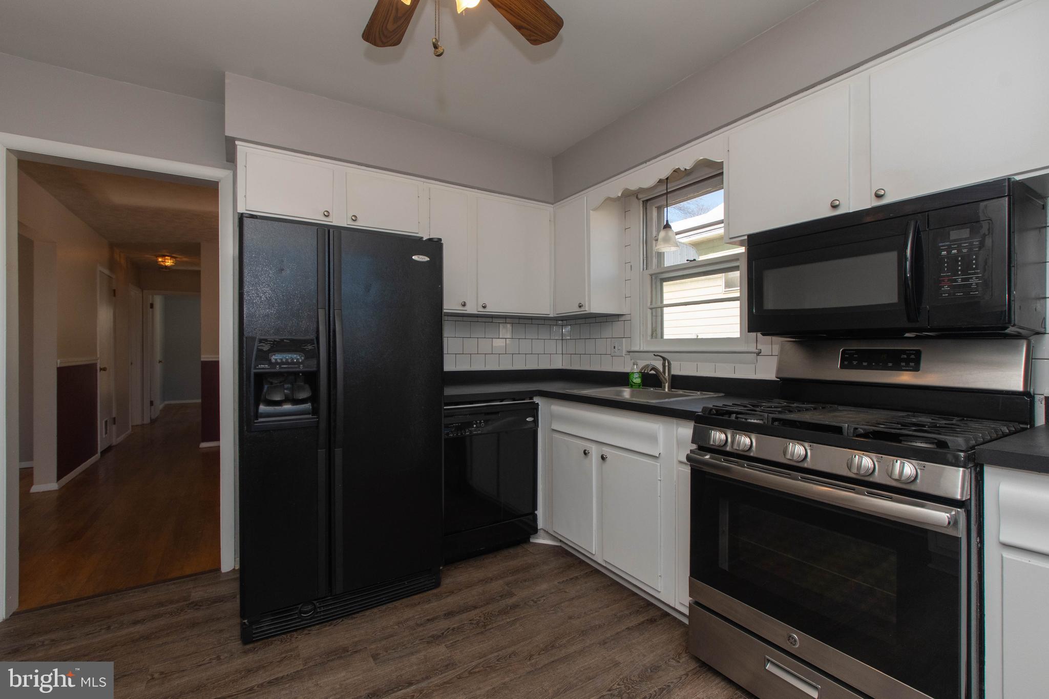 8200 Bon Air Road Baltimore, MD 21234 - Photo 14 of 57
