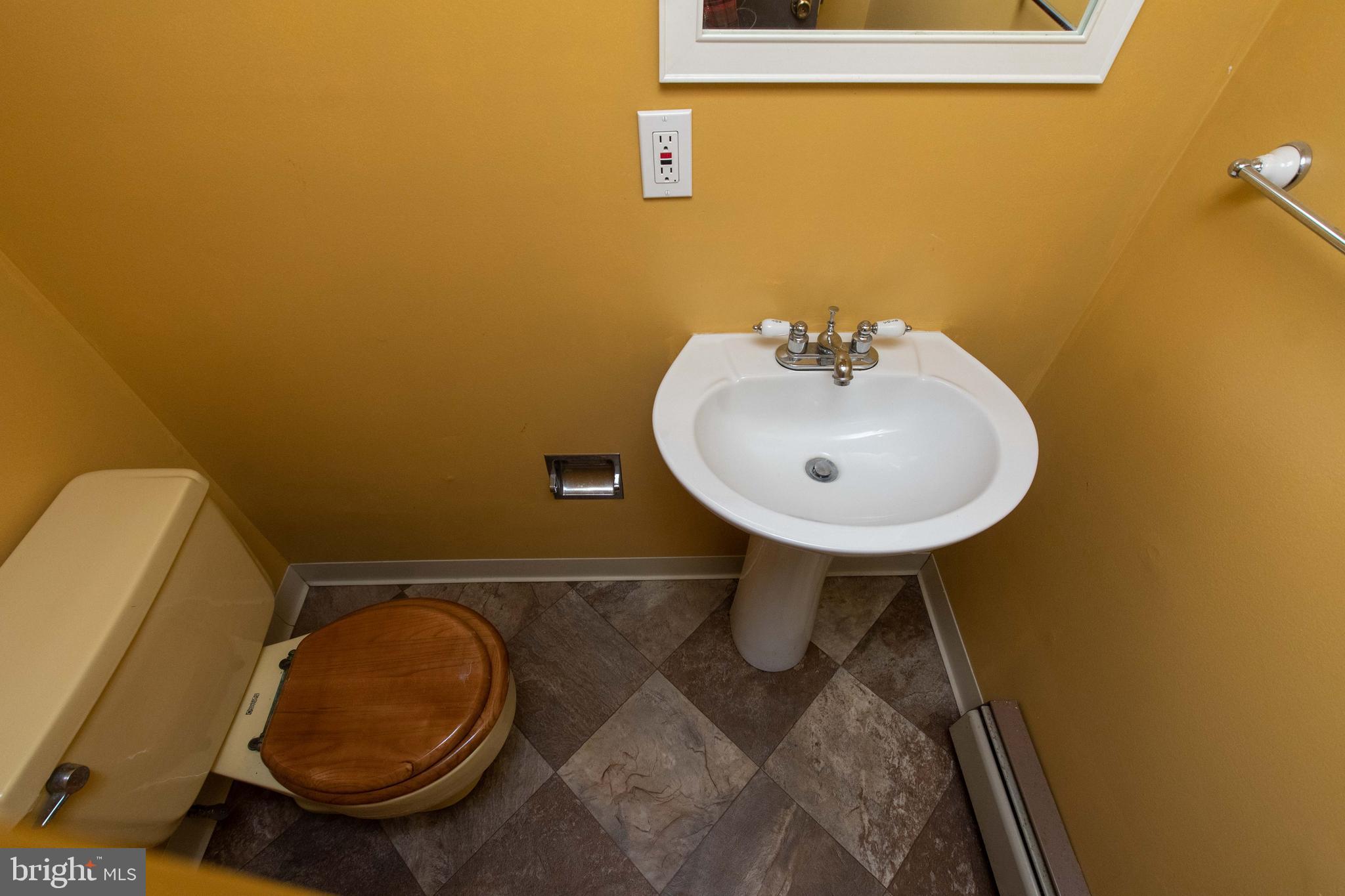 8200 Bon Air Road Baltimore, MD 21234 - Photo 36 of 57