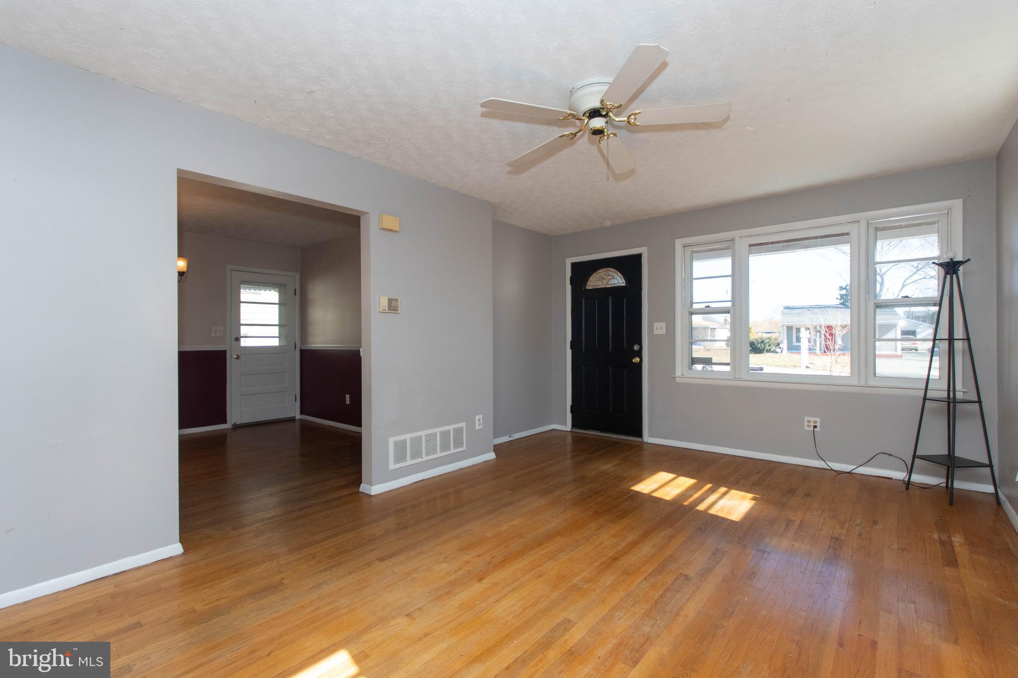 8200 Bon Air Road Baltimore, MD 21234 - Photo 5 of 57