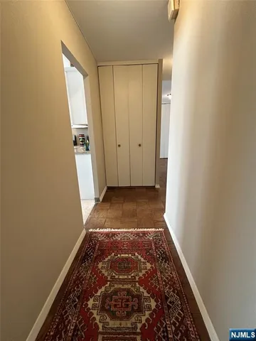 $229,900 | 2150 Center, Unit 6F, Fort Lee, NJ 07024