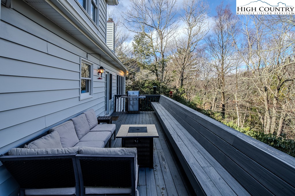 387 Tarry Acres Circle Blowing Rock, NC 28605 - Photo 36 of 41