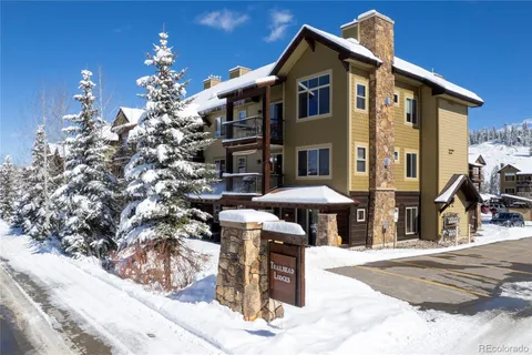 $1,180,000 | 801 Trailhead Circle, Unit 813, Winter Park, CO 80482