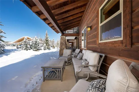 $1,180,000 | 801 Trailhead Circle, Unit 813, Winter Park, CO 80482