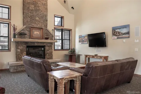 $1,180,000 | 801 Trailhead Circle, Unit 813, Winter Park, CO 80482