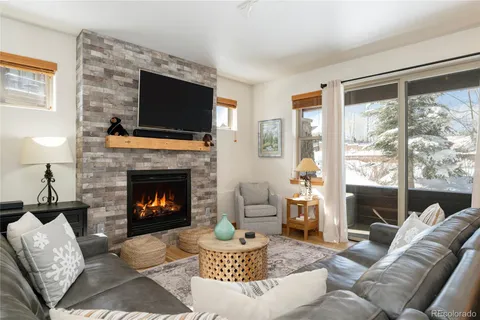 $1,180,000 | 801 Trailhead Circle, Unit 813, Winter Park, CO 80482