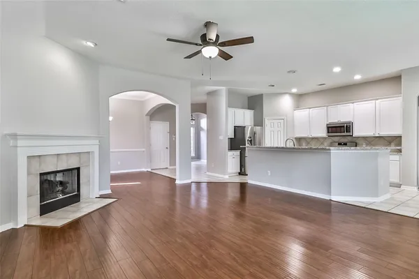 $2,350 | 15318 Bent Twig Way, Cypress, TX 77433