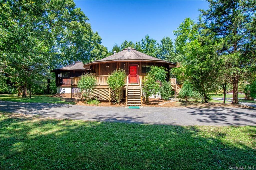 19 Hickory Tree Road Asheville, NC 28805 - Photo 1 of 30 Gallery Image 1