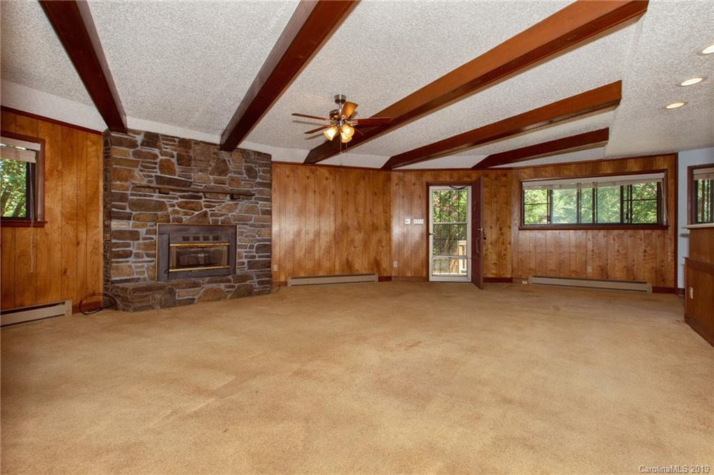 19 Hickory Tree Road Asheville, NC 28805 - Photo 14 of 30 Gallery Image 14