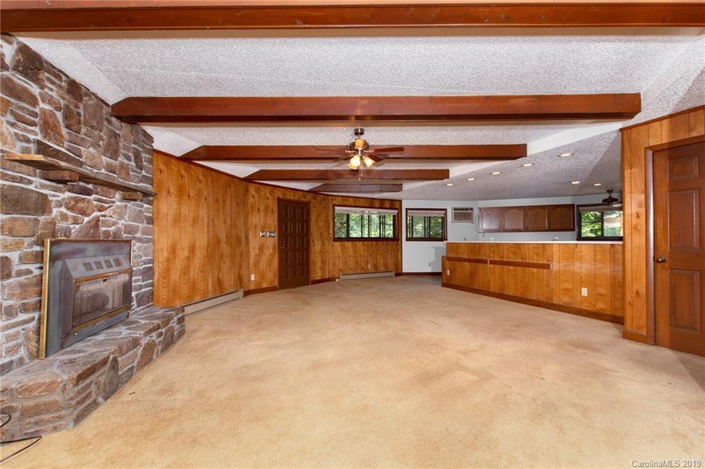 19 Hickory Tree Road Asheville, NC 28805 - Photo 10 of 30 Gallery Image 10