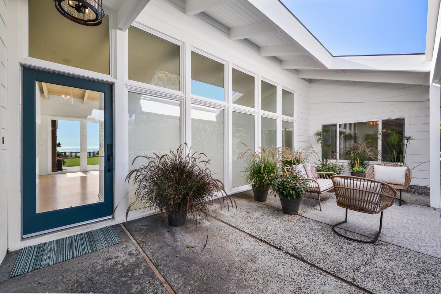 532 Bayview Drive Aptos, CA 95003 - Photo 3 of 47 a living room filled with furniture