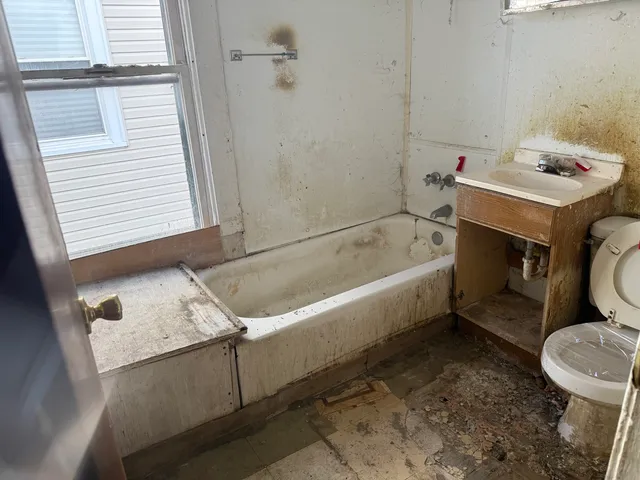 $65,000 | 6951 South Princeton Avenue, Chicago, IL 60621