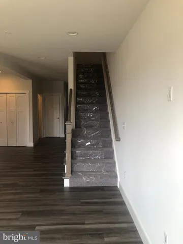 a view of utility room