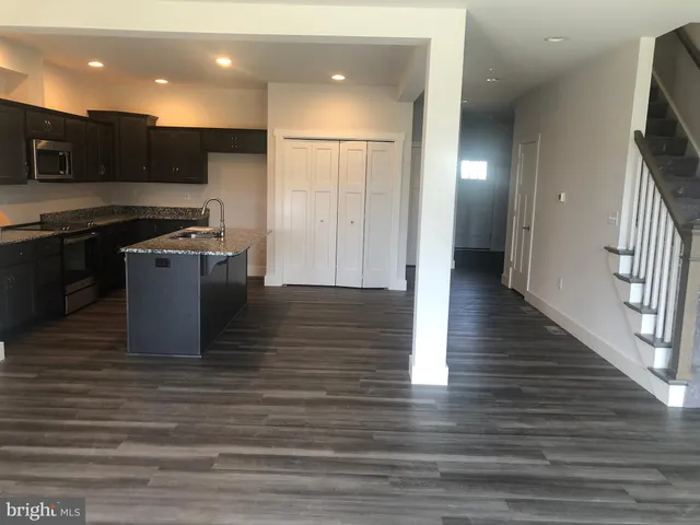 $2,295 | 4135 Orrs Town Court, Unit 4B, Mechanicsburg, PA 17050