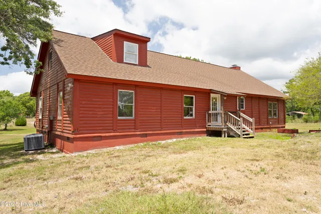 $2,000 | 521 Highway 172, Hubert, NC 28539