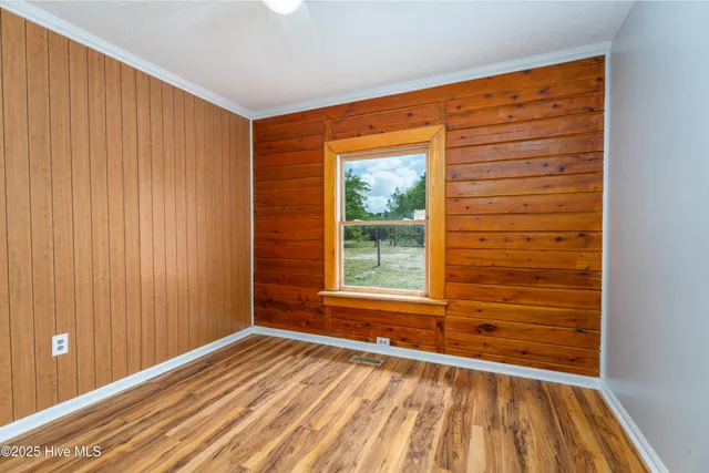 $2,000 | 521 Highway 172, Hubert, NC 28539