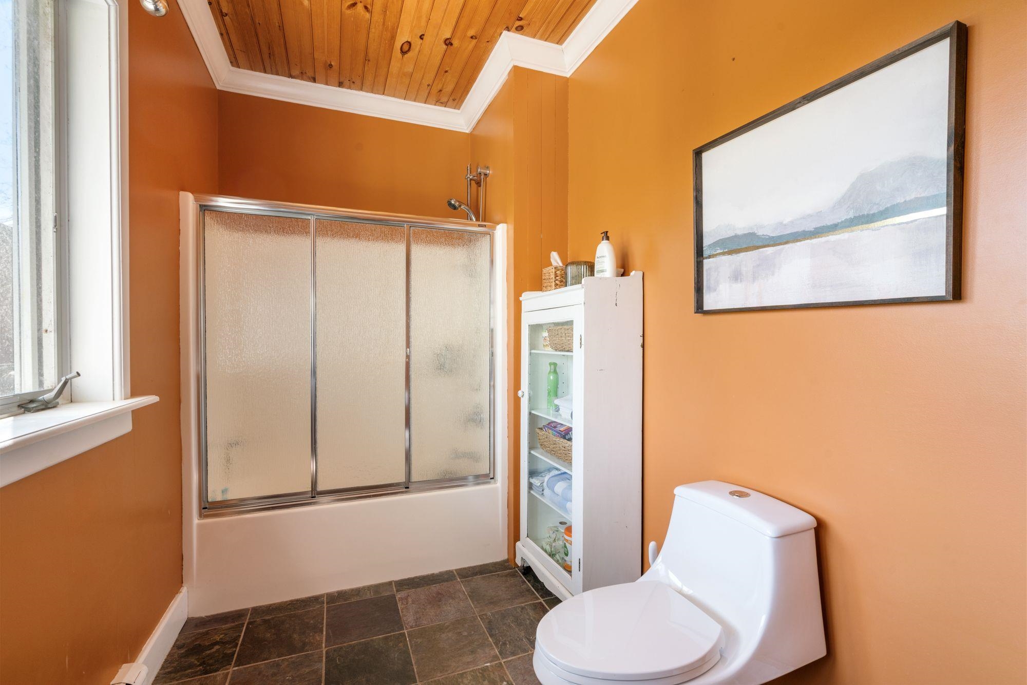 2035 West Sheridan Road Petoskey, MI 49770 - Photo 24 of 56