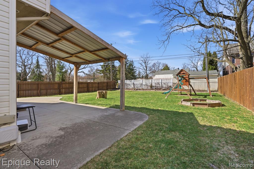 3788 Dearborn Avenue Rochester Hills, MI 48309 - Photo 24 of 29