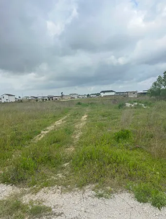 $450 | 647 Road 5707 Cleveland Tx 77327, Cleveland, TX 77327