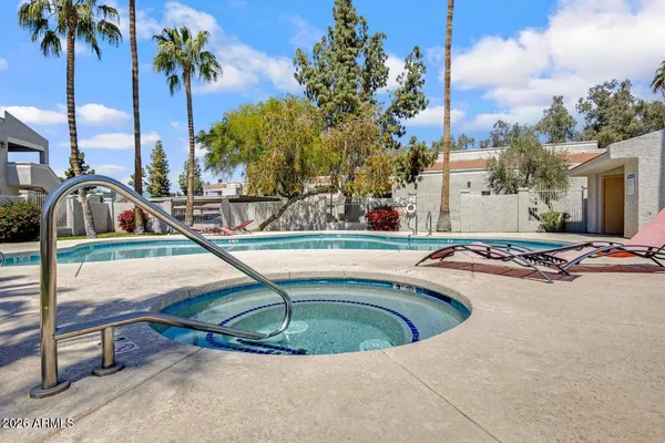 $309,900 | 850 South River Drive, Unit 2046, Tempe, AZ 85281