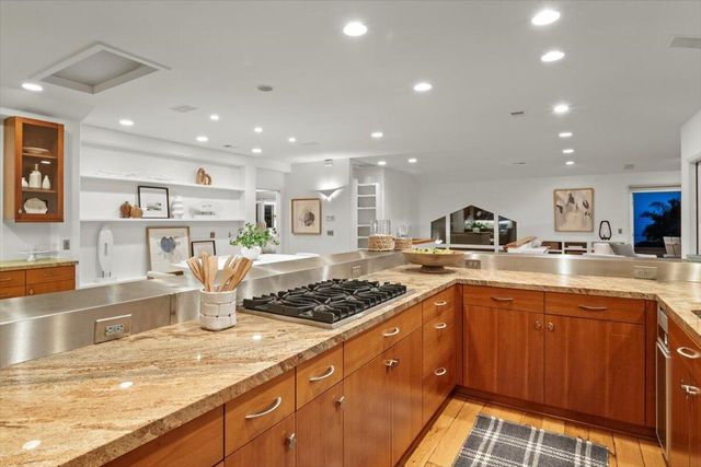 $3,025,000 | 2450 Whitney Avenue, Summerland, CA 93067