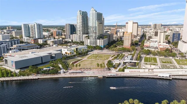 $3,200 | 777 North Ashley Drive, Unit 3211, Tampa, FL 33602