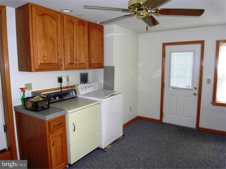 2545 Hill Road Reading, PA 19606 - Photo 16 of 25