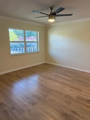 $1,425 | 20 Abbey Lane, Unit 204, Delray Beach, FL 33446