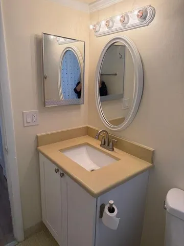 $1,425 | 20 Abbey Lane, Unit 204, Delray Beach, FL 33446