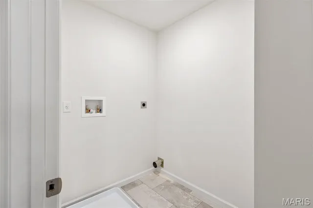 $329,900 | 14 Fairmount Grv Drive, St. Peters, MO 63376