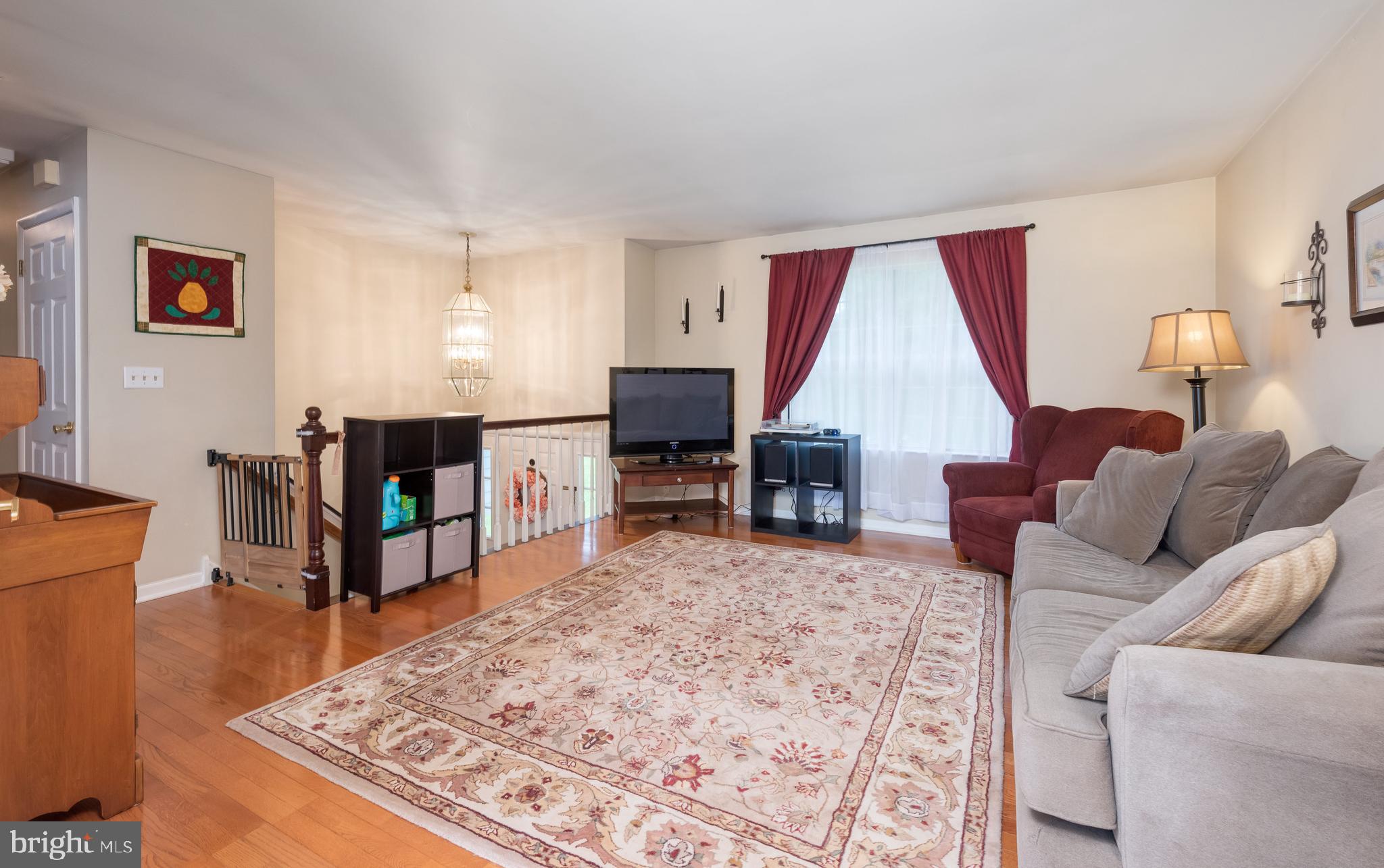 475 Byers Road Chester Springs, PA 19425 - Photo 8 of 40 Living Room