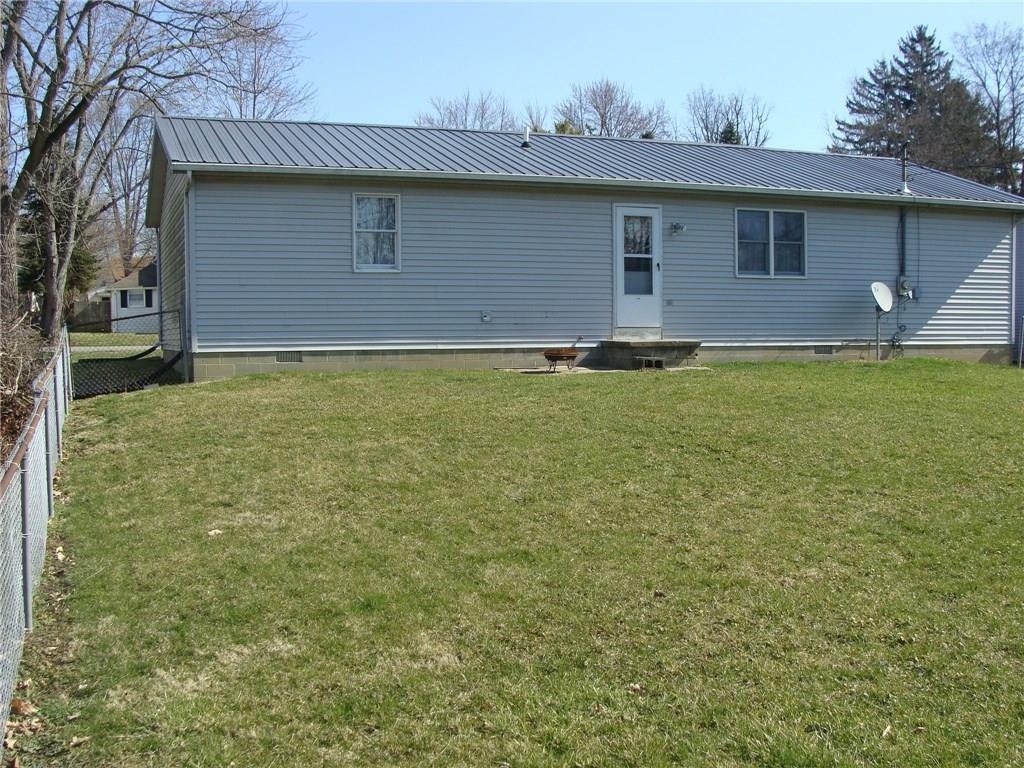171 North Madison Road London, OH 43140 - Photo 2 of 13 Gallery Image 2
